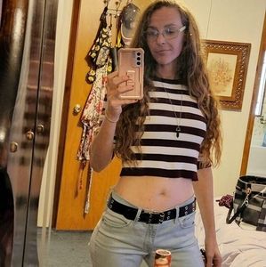 Meet your Posher, Karissa